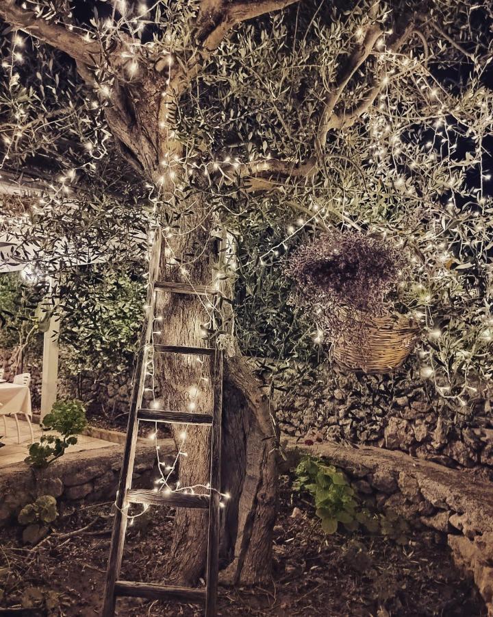 Masseria Agriturismo Il Sorriso Degli Ulivi - Dimora Di Charme Gallipoli Exterior foto